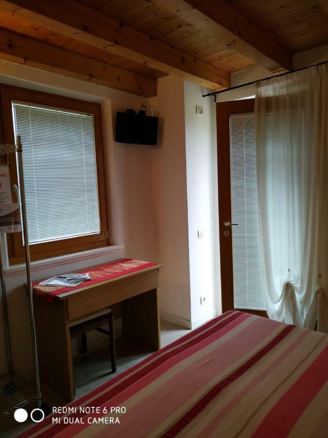 Agriturismo Il Girasole Feltre Eksteriør billede